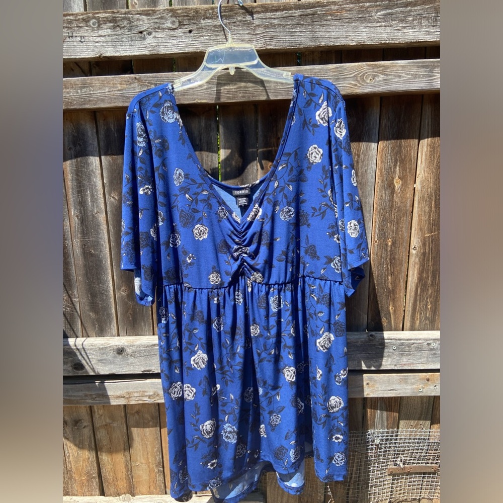 Torrid Cinched floral babydoll top 1A